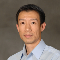 Chifeng Dai's headshot