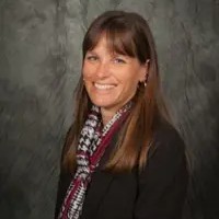 Julie Dunston's headshot