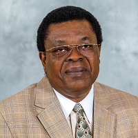 Leonard Gadzekpo's headshot
