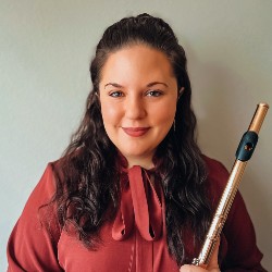 Taylor Hesskamp's headshot