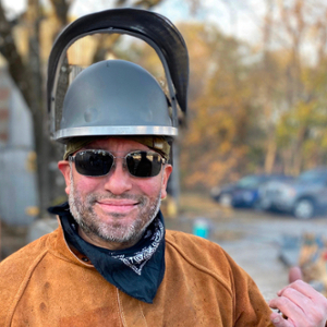 Alex Lopez's headshot