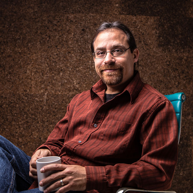 Robert Lopez's headshot