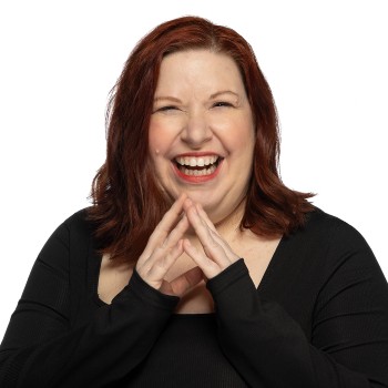 Angela Shultz's headshot