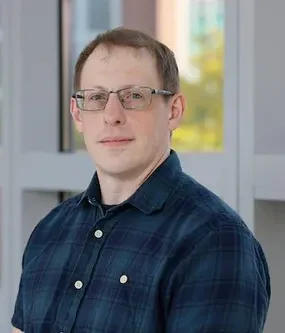 Travis Smith's headshot