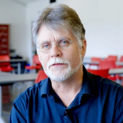 Robert Spahr's headshot