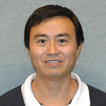 Dashun Xu's headshot
